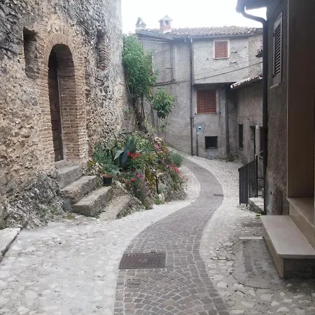 Amazing View Apartment Castel di Tora
