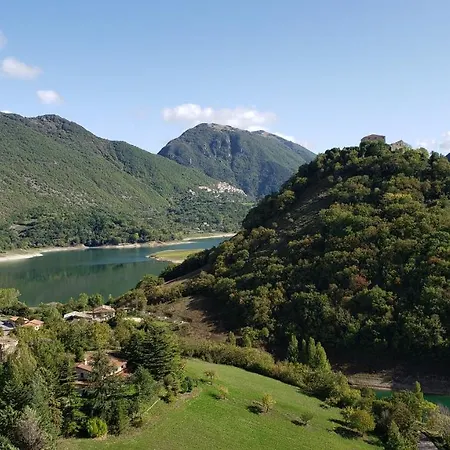 Amazing View Castel di Tora