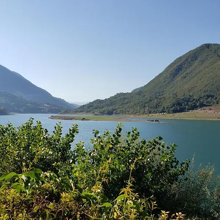 Amazing View Apartment Castel di Tora