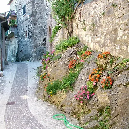 Apartment Amazing View Castel di Tora