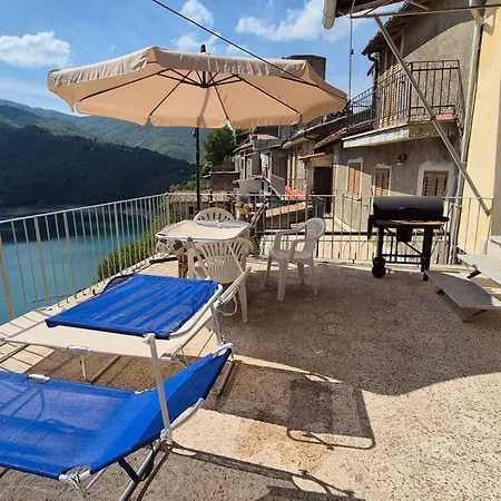 Amazing View Appartement Castel di Tora